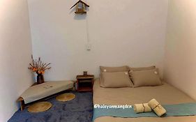 Một Homestay Mang Den